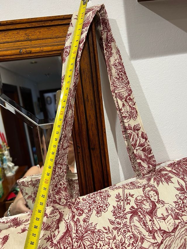 Bolso y neceser artesanal floral