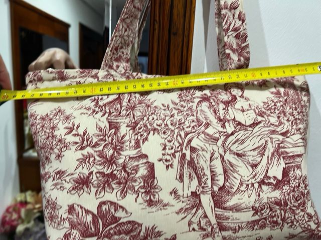 Bolso y neceser artesanal floral