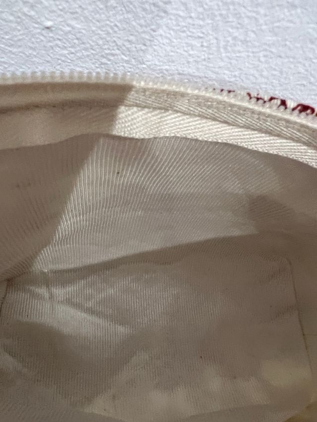 Bolso y neceser artesanal floral