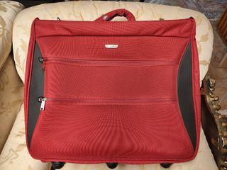 Valigia porta abiti Ghepard rossa, per 2 abiti