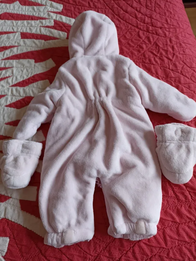 Pelele bebé rosa 1-3 meses con manoplas