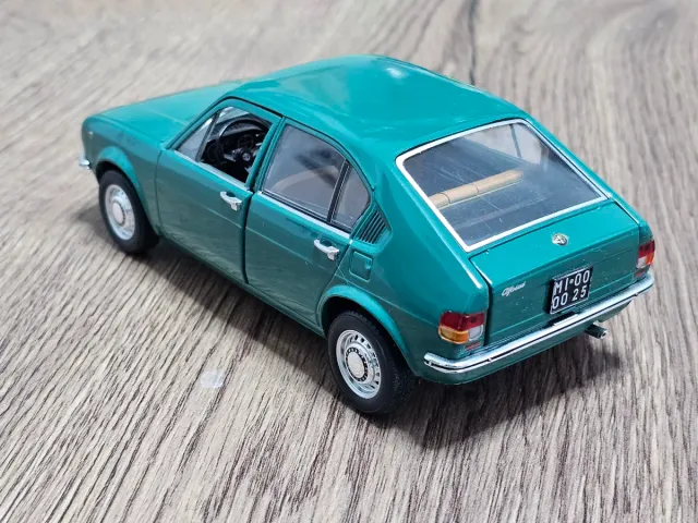 Alfa Romeo Alfasud 1.2 1972 scala 1/24 perfetta