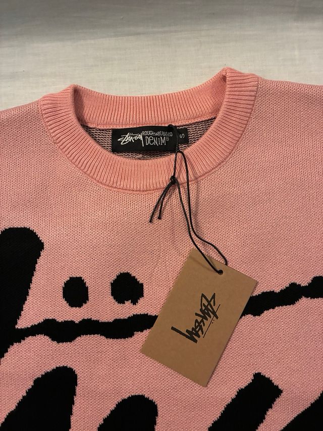 Jersey Stüssy Rosa y Negro