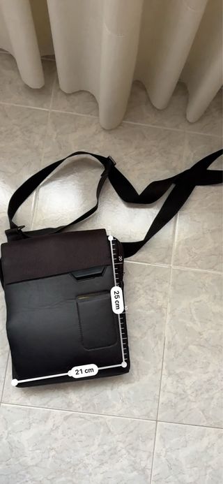 Bolsa bandolera Mandarin Duck negra