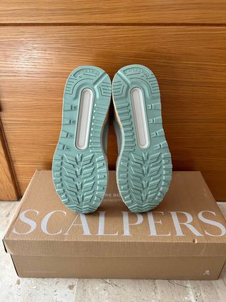 Zapatillas Scalpers Mujer Beige y Verde