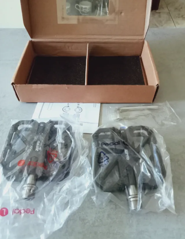 Pedali per Bicicletta in Fibra di Carbonio ZTTO