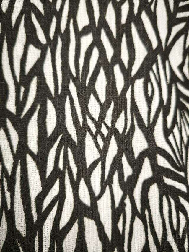 Vestido MIEJI blanco y negro volante Talla 36