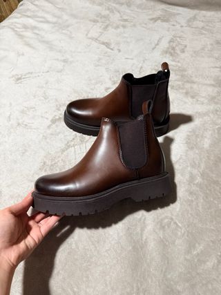 Botines Chelsea Zara Talla 39 Marrones