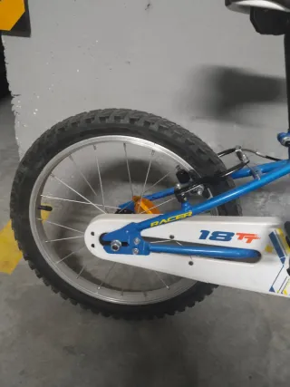 Bicicleta infantil Racer 6-9 años