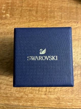 Anillo Swarovski Plateado nuevo