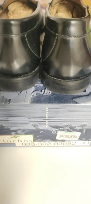 Mocasines V&M FERNANDEZ hechos a mano.Negros 46