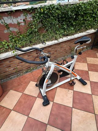Bicicleta estática JetBike