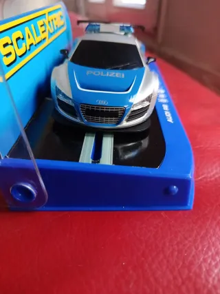 Scalextric Audi R8 Polizei Luces y Sonido