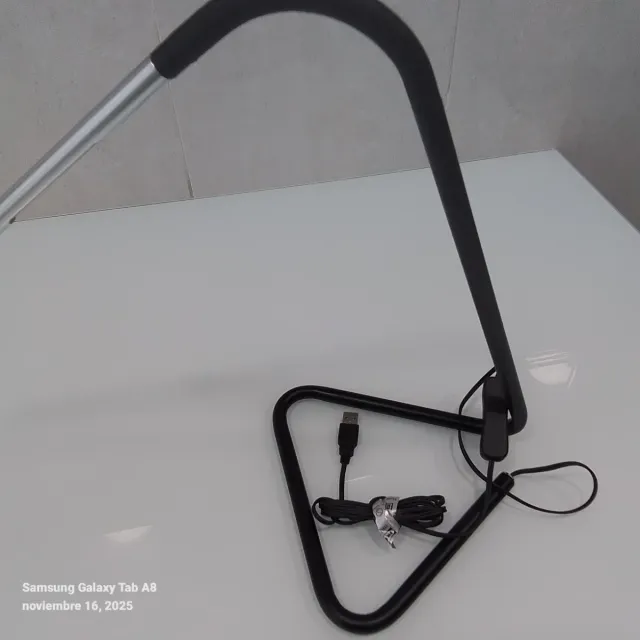 Lámpara LED Moderna Negra/Plateada