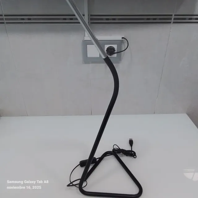 Lámpara LED Moderna Negra/Plateada