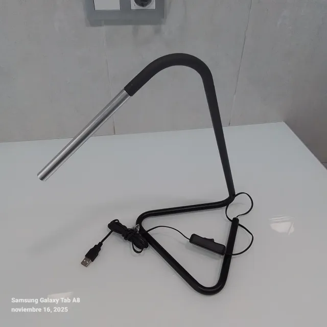 Lámpara LED Moderna Negra/Plateada