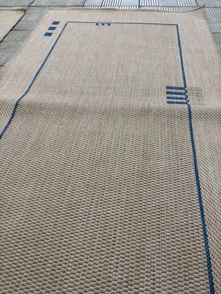 2 tappeti in juta beige e blu