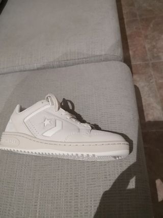 Zapatillas Converse all star Nuevas escucho oferta