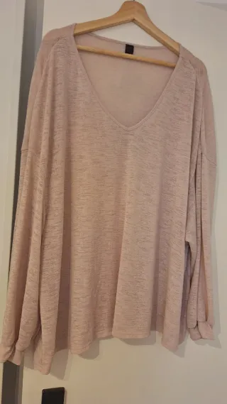 Camiseta rosa escote pico talla única