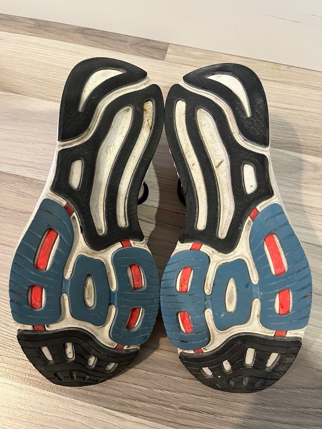 Zapatillas New Balance 890 V6 Running