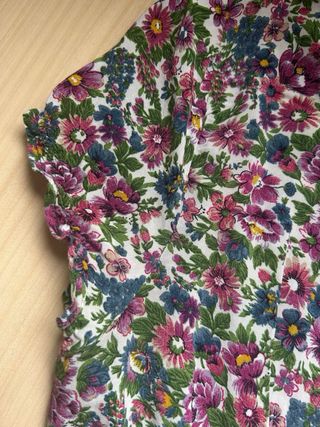 Vestido flores Stradivarius talla M