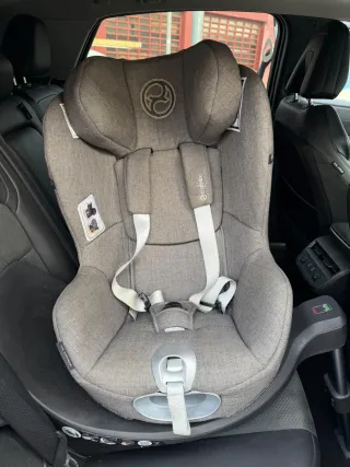 CYBEX Sirona Z2 I-Size, color "Soho Grey" (gris).