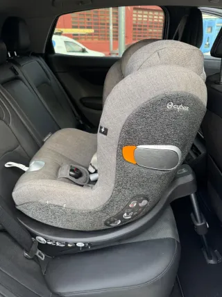CYBEX Sirona Z2 I-Size, color "Soho Grey" (gris).