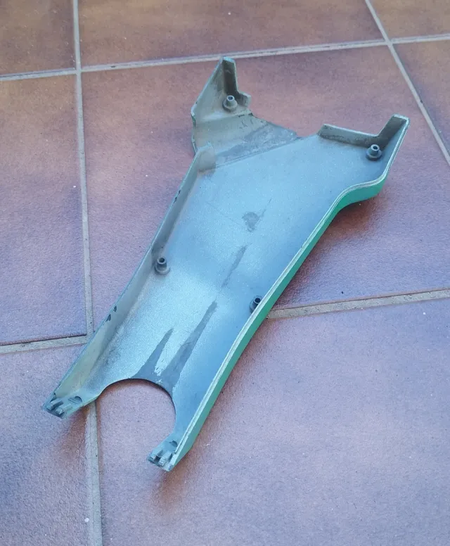 Tapa Chasis Vespino Inferior