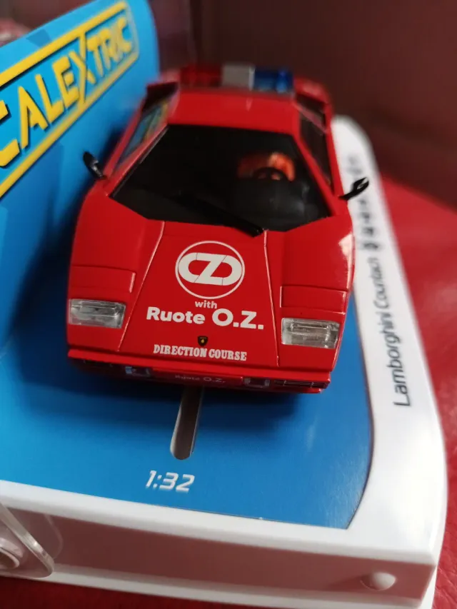 Scalextric Lamborghini Countach Ruote O.Z.