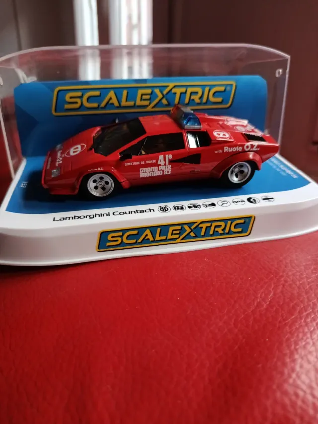 Scalextric Lamborghini Countach Ruote O.Z.