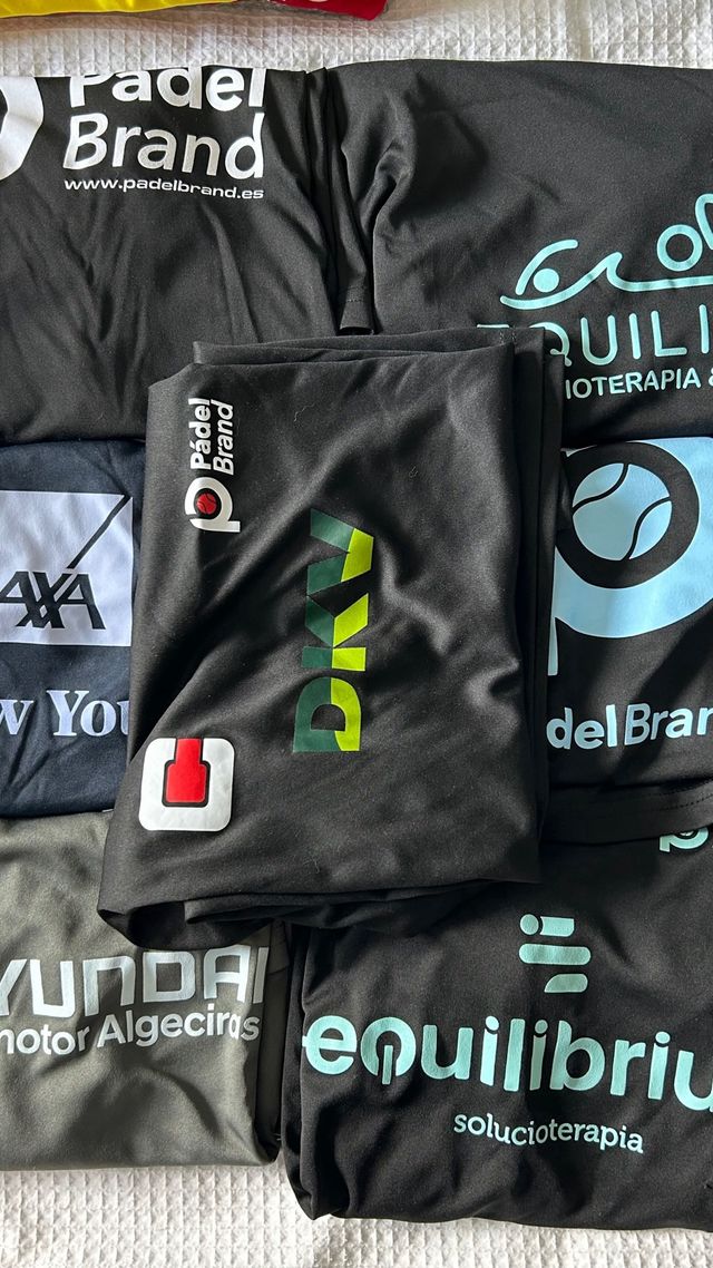 Lote 7 camisetas deportivas de pádel oscuras