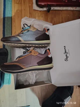 Zapatillas Pepe Jeans Marrones y Beige