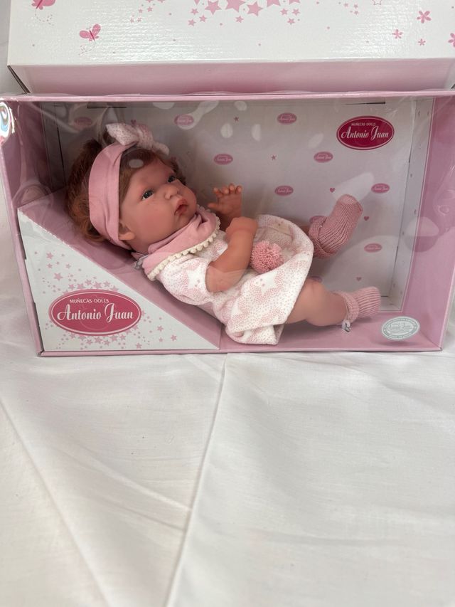 Muñeca Antonio Juan Baby Toneta Baberito