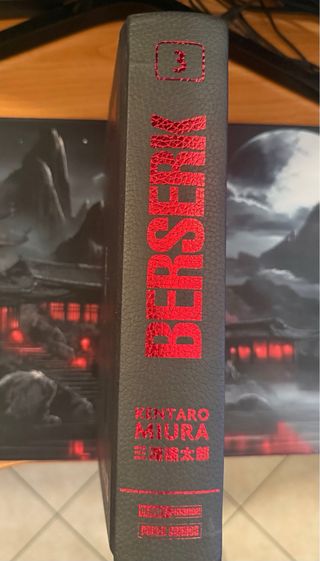 Berserk Deluxe edition volume 3