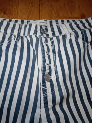 Pantalón rayas azul y blanco