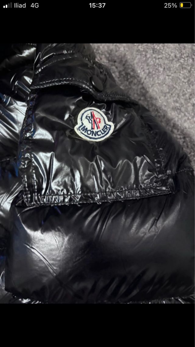 Giubbotto Moncler Nero Lucido