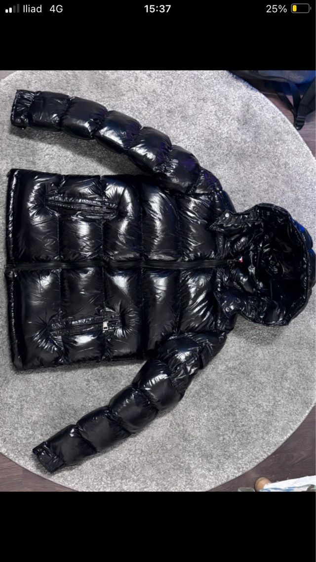 Giubbotto Moncler Nero Lucido