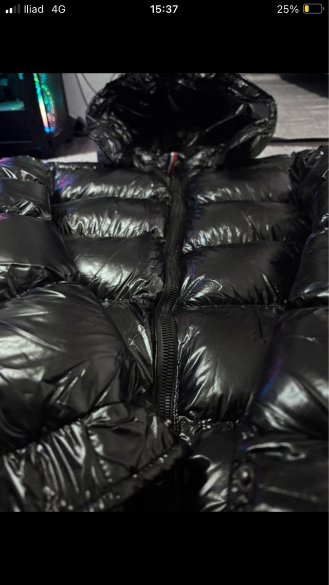 Giubbotto Moncler Nero Lucido