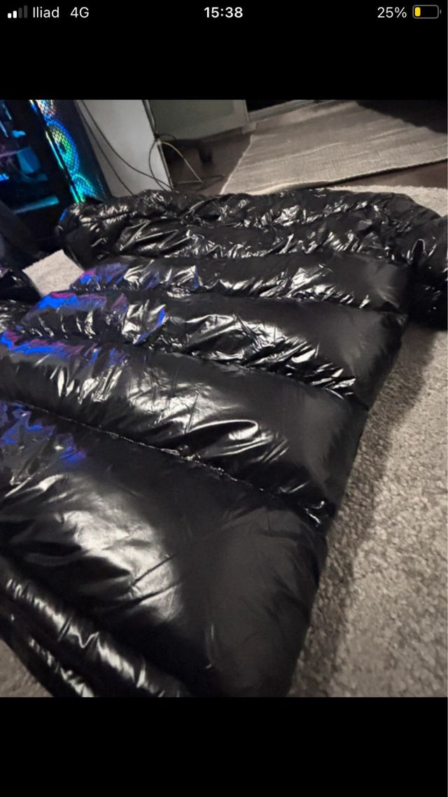 Giubbotto Moncler Nero Lucido