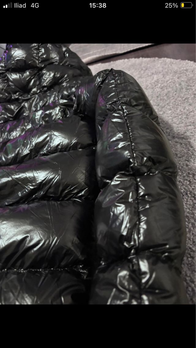 Giubbotto Moncler Nero Lucido