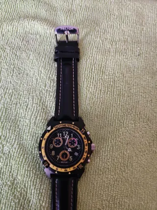 Reloj Sector Cronógrafo Negro y Amarillo