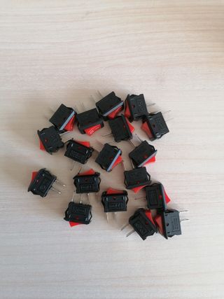 Interruptor rojo y negro