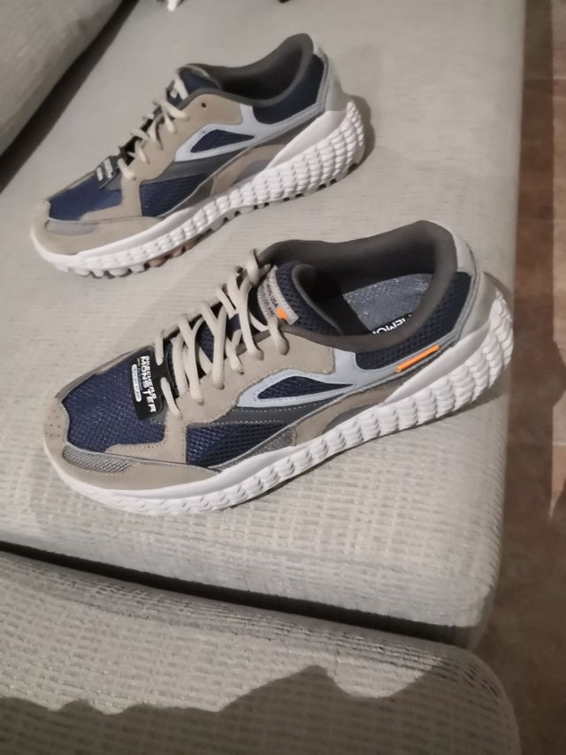 Zapatillas Skechers Nuevas Talla 44