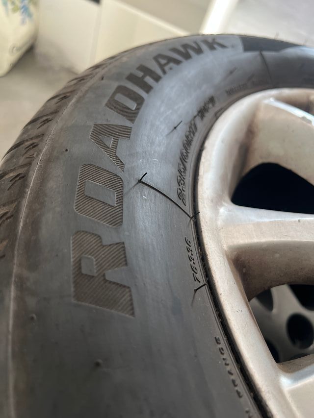 Neumáticos Firestone 235/60R17 102v