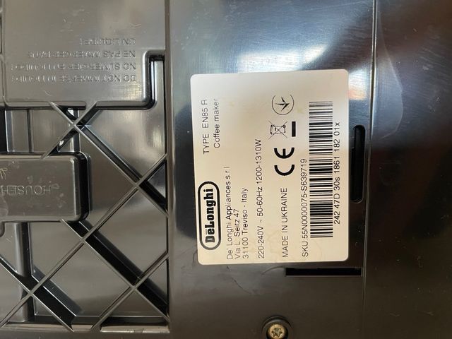 Cafetera Nespresso DeLonghi Roja