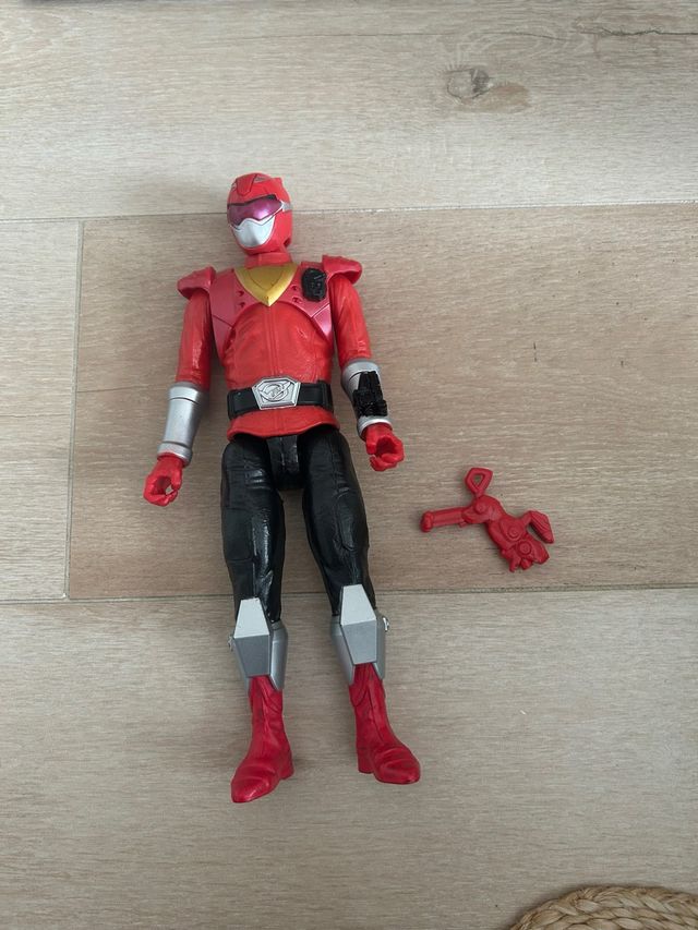 Figuras Power Ranger, Capitán América y Ironman