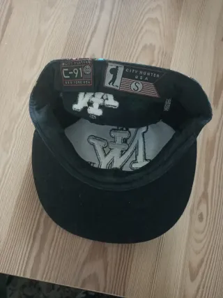 Gorra NY con salpicaduras multicolor