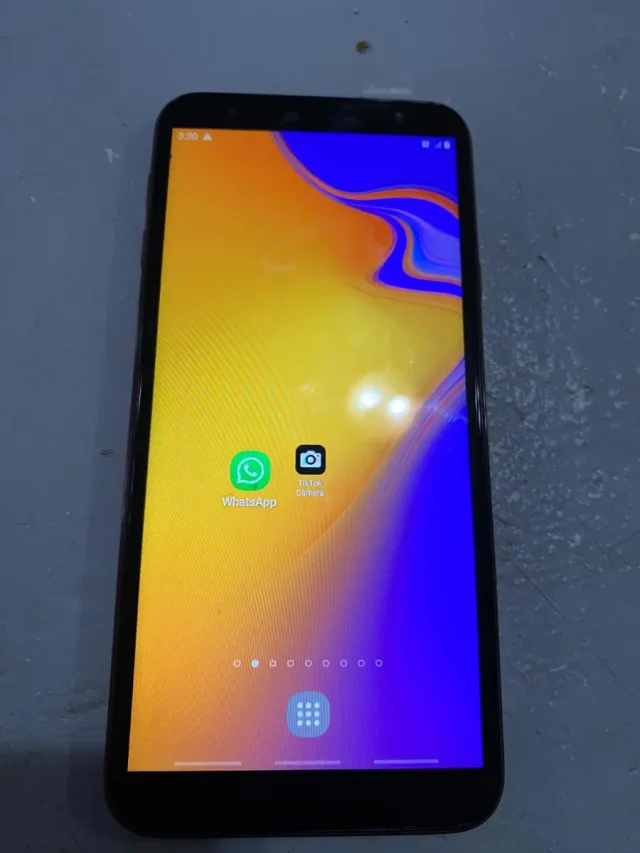 Móvil Negro Multicolor