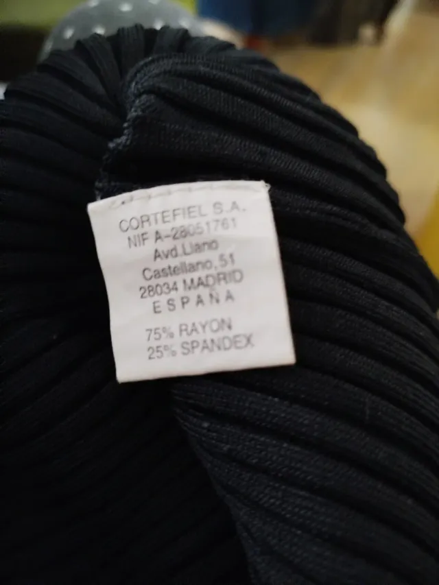 Jersey Cortefiel negro talla S