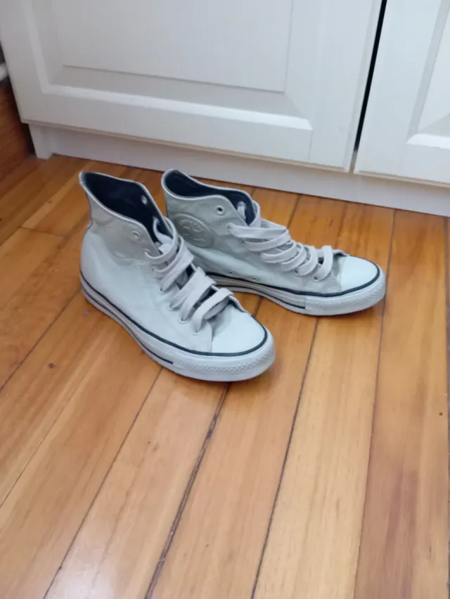 Deportivas Converse gris claro